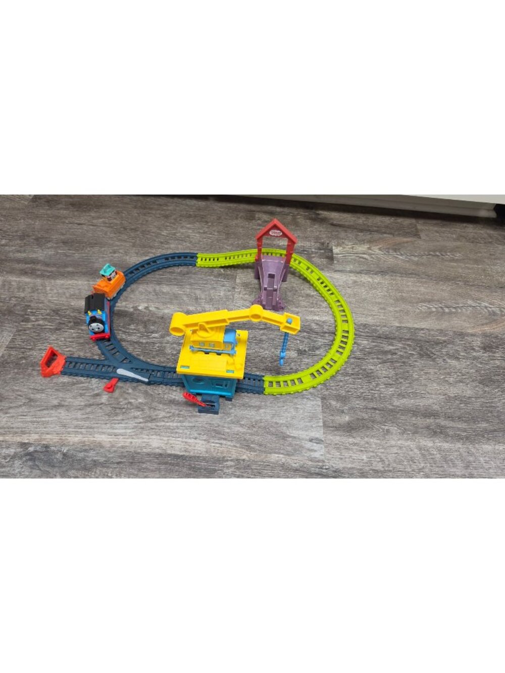 THOMAS FRIENDS FIX EM UP FRIENDS MOTORIZED TRAIN TRACK SET CARLY CRANE HDY58 LOT